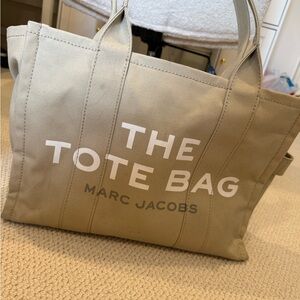 Marc Jacobs Beige Tote Bag